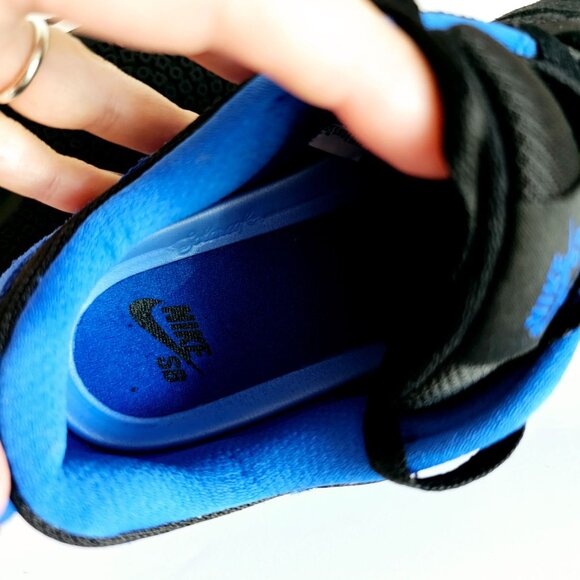 Nike Men's Black and Blue Sneakers - Picture 9 of 9